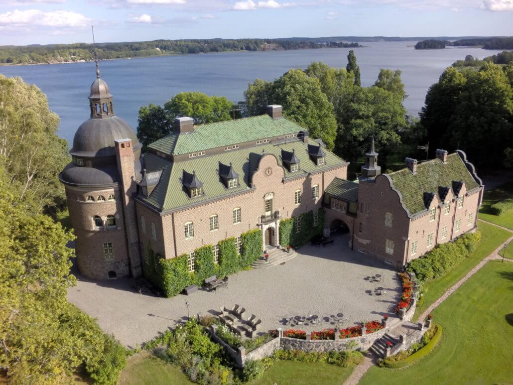 Engsholm slott slottsparken flygbild skärgården