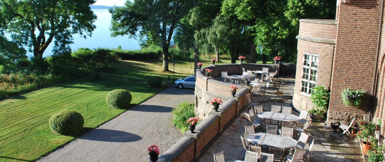 Engsholms slottspark terrassen havet