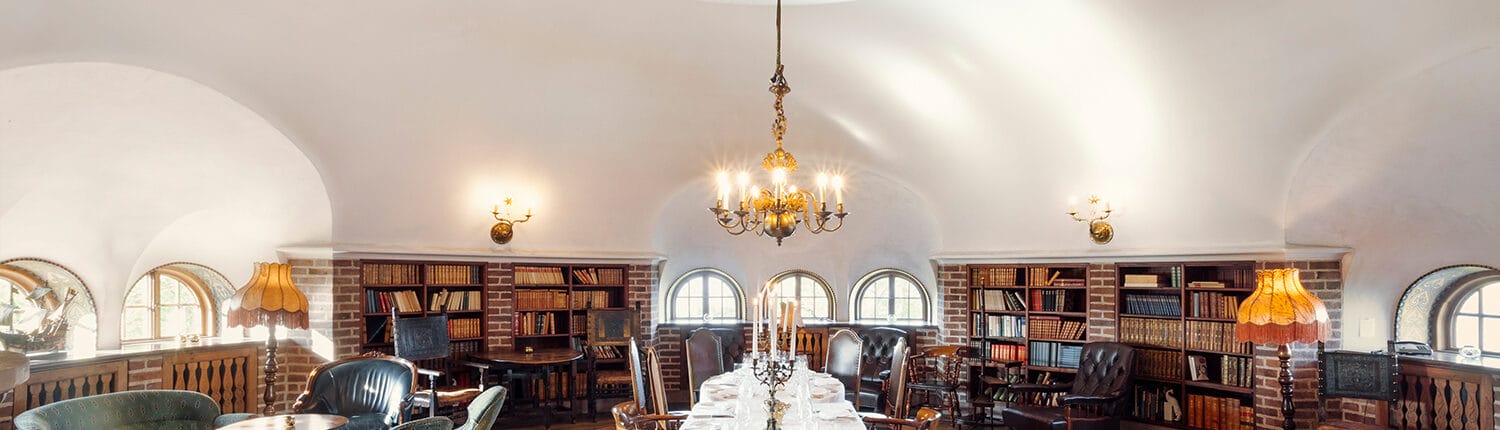 Engsholms_Slott_bibliotek_chambre_separee_konferens_aktivitet_vinprovning Startsida Engsholms Slott - Engsholms Slott